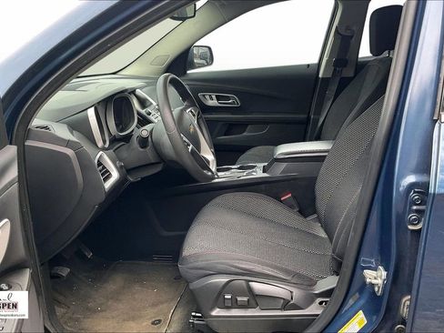 Used 2017 Chevrolet Equinox LT image 23