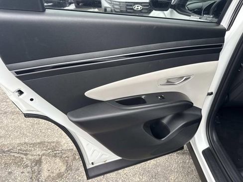 Used 2023 Hyundai Tucson SEL image 19