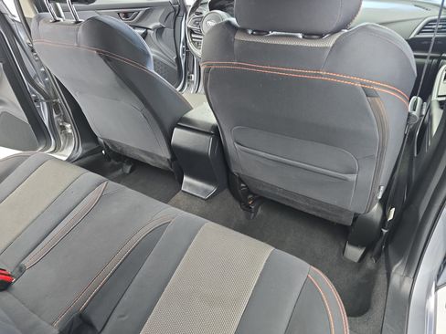 Used 2019 Subaru Crosstrek 2.0i Premium image 11