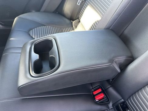 Used 2023 Toyota Camry SE image 24