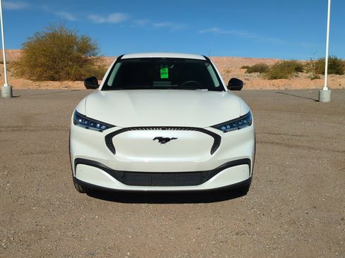 Used 2023 Ford Mustang Mach-E Select image 9
