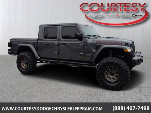 Certified 2022 Jeep Gladiator Rubicon w/ Auxiliary Switch Group image 1