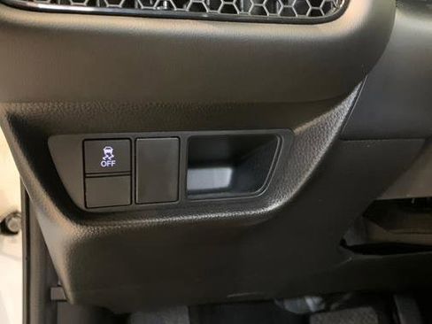 Used 2023 Honda HR-V LX image 19