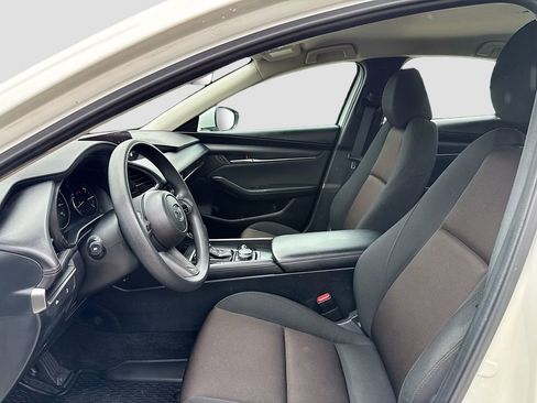 Used 2025 MAZDA MAZDA3 s FWD image 10