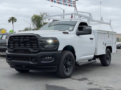 New 2025 RAM 2500 Tradesman image 2
