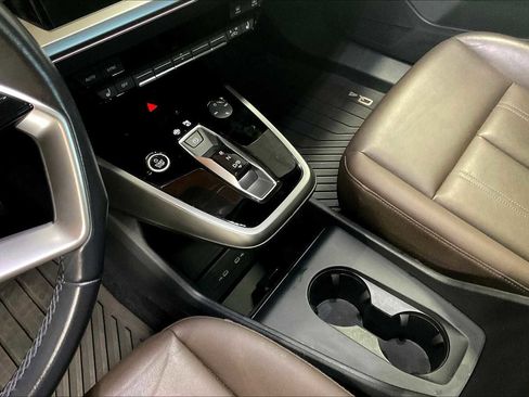 Certified 2023 Audi Q4 e-tron Prestige w/ Black Optic Package image 19