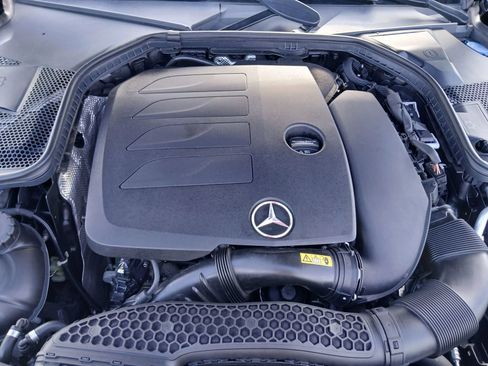 Used 2019 Mercedes-Benz C 300 4MATIC Sedan image 23