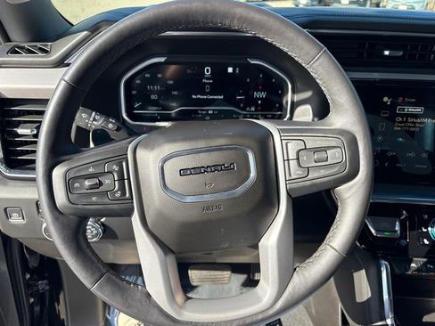 Used 2022 GMC Sierra 1500 Denali image 26