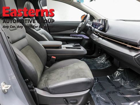 Used 2024 Nissan Ariya FWD image 26