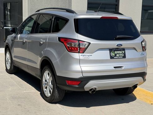 Used 2018 Ford Escape SE AWD/4WD image 8