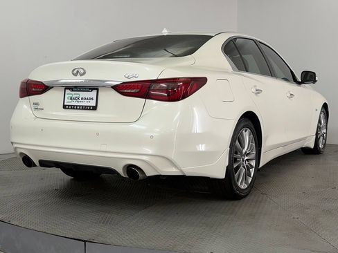 Used 2018 INFINITI Q50 Luxe w/ Sensory Package (Luxe) AWD/4WD image 9