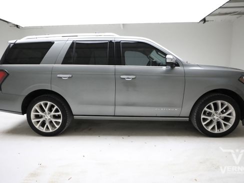 Used 2019 Ford Expedition Platinum image 6
