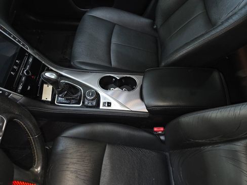 Used 2015 INFINITI Q50 w/ Moonroof Package RWD image 17
