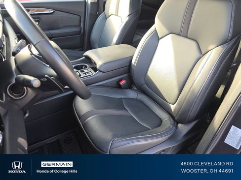 Certified 2025 Honda Pilot Touring image 26