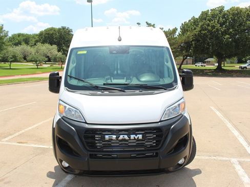 Used 2026 RAM ProMaster 3500 w/ Convenience Group FWD image 8