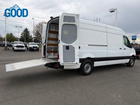 Used 2020 Mercedes-Benz Sprinter 2500 image 30
