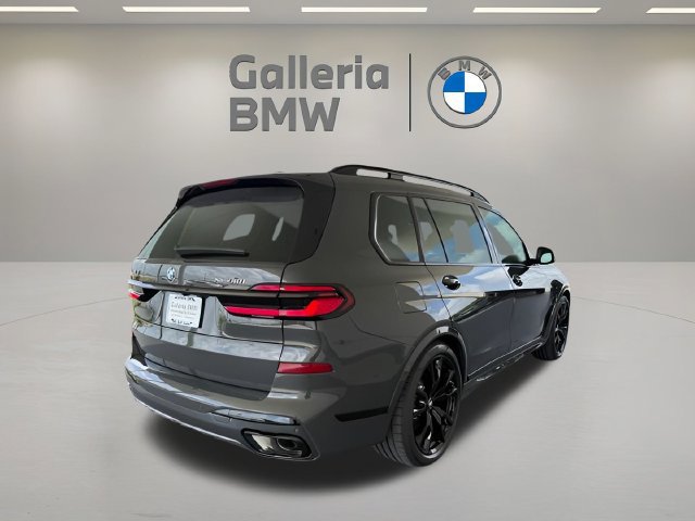 Certified 2026 BMW X7 xDrive40i w/ M Sport Package AWD/4WD image 6