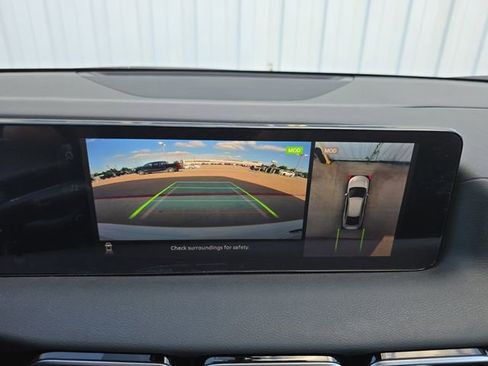 New 2026 Nissan Sentra SR FWD image 9