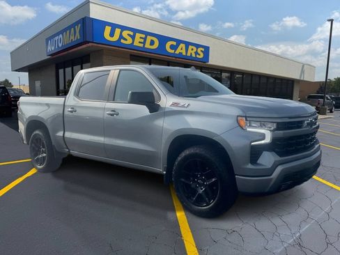 Used 2023 Chevrolet Silverado 1500 RST AWD/4WD image 4