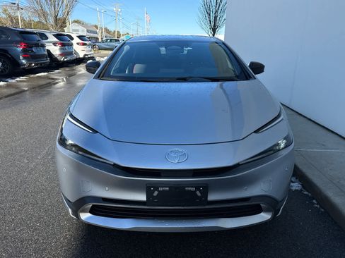 Used 2024 Toyota Prius Prime SE image 7