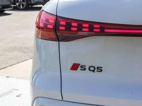 New 2025 Audi SQ5 Premium Plus AWD/4WD image 11