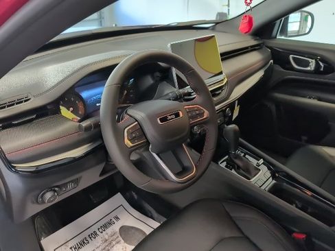 New 2026 Jeep Compass Trailhawk w/ Trailer Tow Group image 13