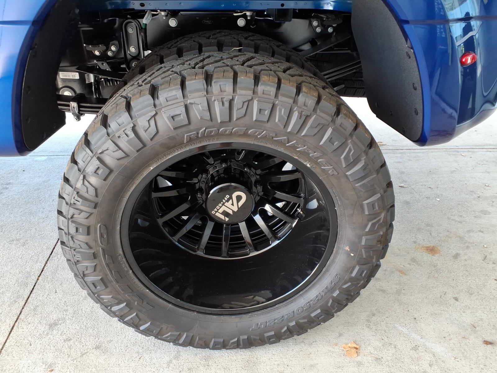 New 2026 Ford F350 Platinum w/ Platinum Plus Package AWD/4WD image 21