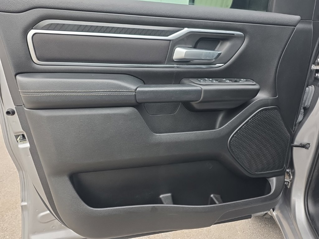 Used 2025 RAM 1500 Big Horn AWD/4WD image 15