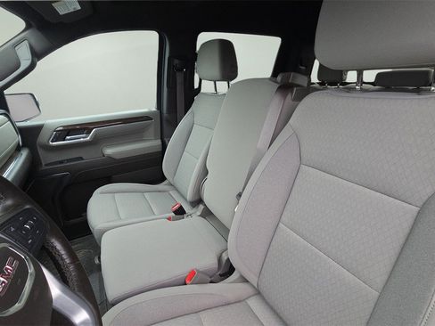 Used 2023 GMC Sierra 1500 SLE image 24