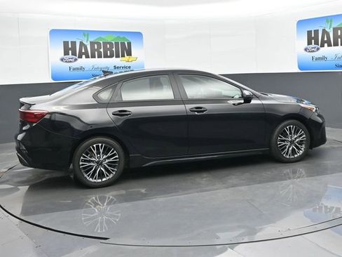 Used 2024 Kia Forte GT-Line w/ GT-Line Premium Package FWD image 6