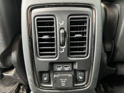 Used 2018 Dodge Durango GT image 18