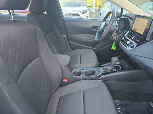 Used 2026 Toyota Corolla LE FWD image 10