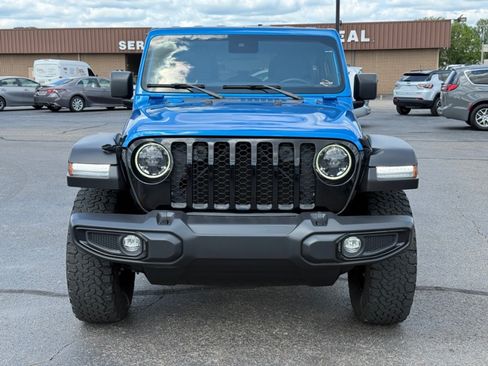 Used 2024 Jeep Wrangler Unlimited Sport AWD/4WD image 3
