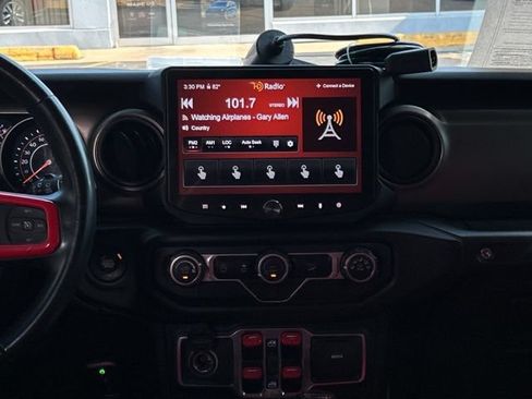 Used 2018 Jeep Wrangler Unlimited Sport S AWD/4WD image 31