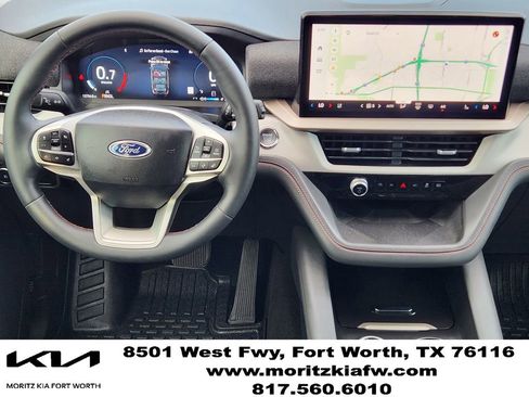 Used 2025 Ford Explorer Active w/ Active Comfort Package RWD image 25