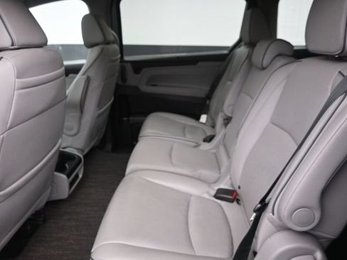 Used 2023 Honda Odyssey Elite image 19