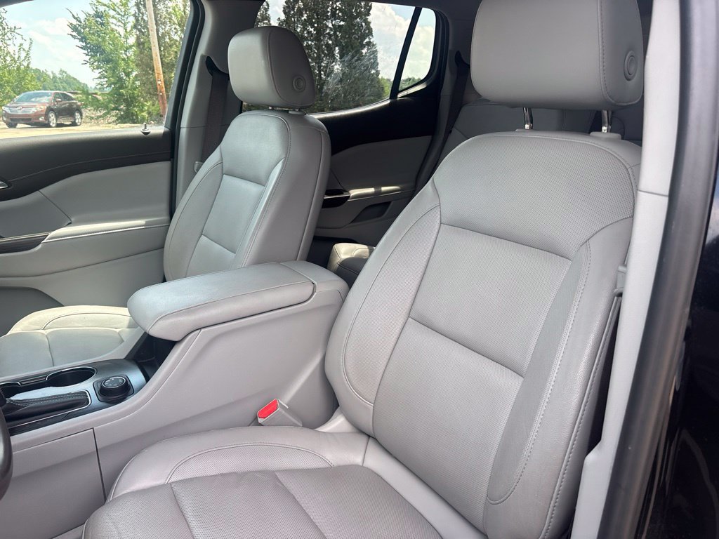 Used 2019 GMC Acadia SLT AWD/4WD image 18