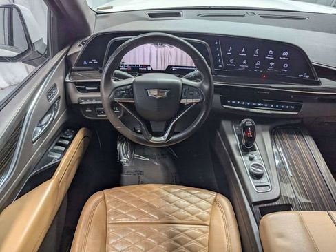Used 2021 Cadillac Escalade ESV Sport w/ Driver Assist Tech Package RWD image 7