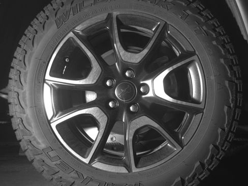 Used 2025 Jeep Compass Trailhawk AWD/4WD image 15