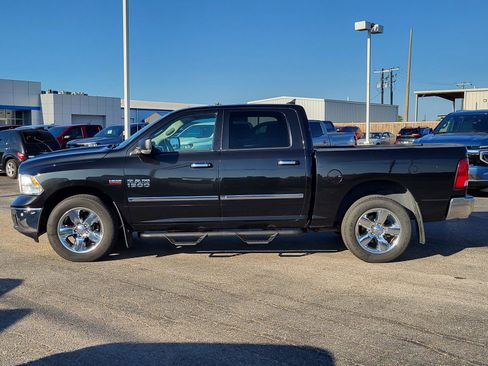 Used 2017 RAM 1500 Big Horn image 2