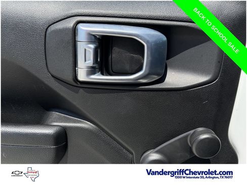 Used 2022 Jeep Gladiator Sport AWD/4WD image 22