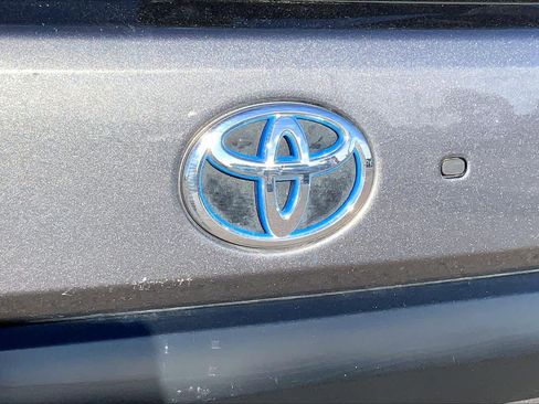 Used 2024 Toyota Sequoia SR5 image 32