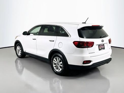 Used 2019 Kia Sorento AWD V6 image 8