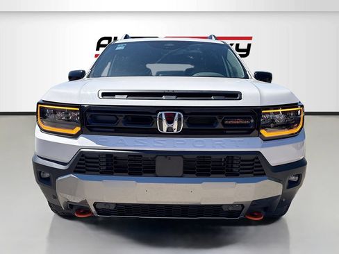 Used 2026 Honda Passport TrailSport Elite image 2