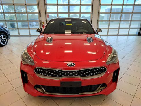Used 2018 Kia Stinger GT2 RWD image 8