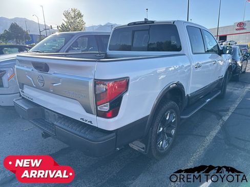 Used 2023 Nissan Titan Platinum Reserve w/ Moonroof Package AWD/4WD image 2