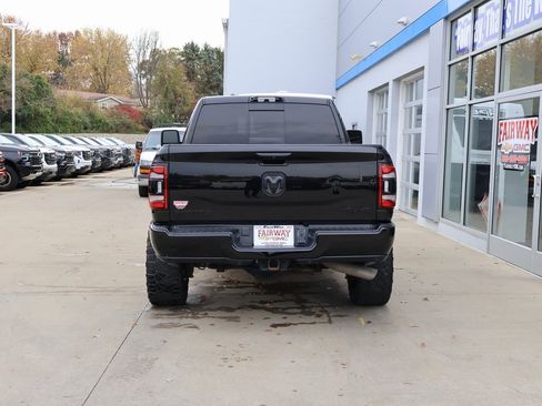 Used 2023 RAM 2500 Limited w/ Night Edition image 9
