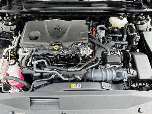 Used 2025 Toyota Camry LE FWD image 26