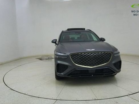 Used 2024 Genesis GV70 3.5T Sport w/ Sport Prestige Package AWD/4WD image 67