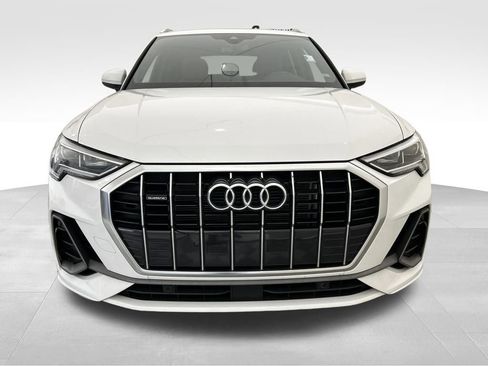 Used 2025 Audi Q3 2.0T Premium image 8